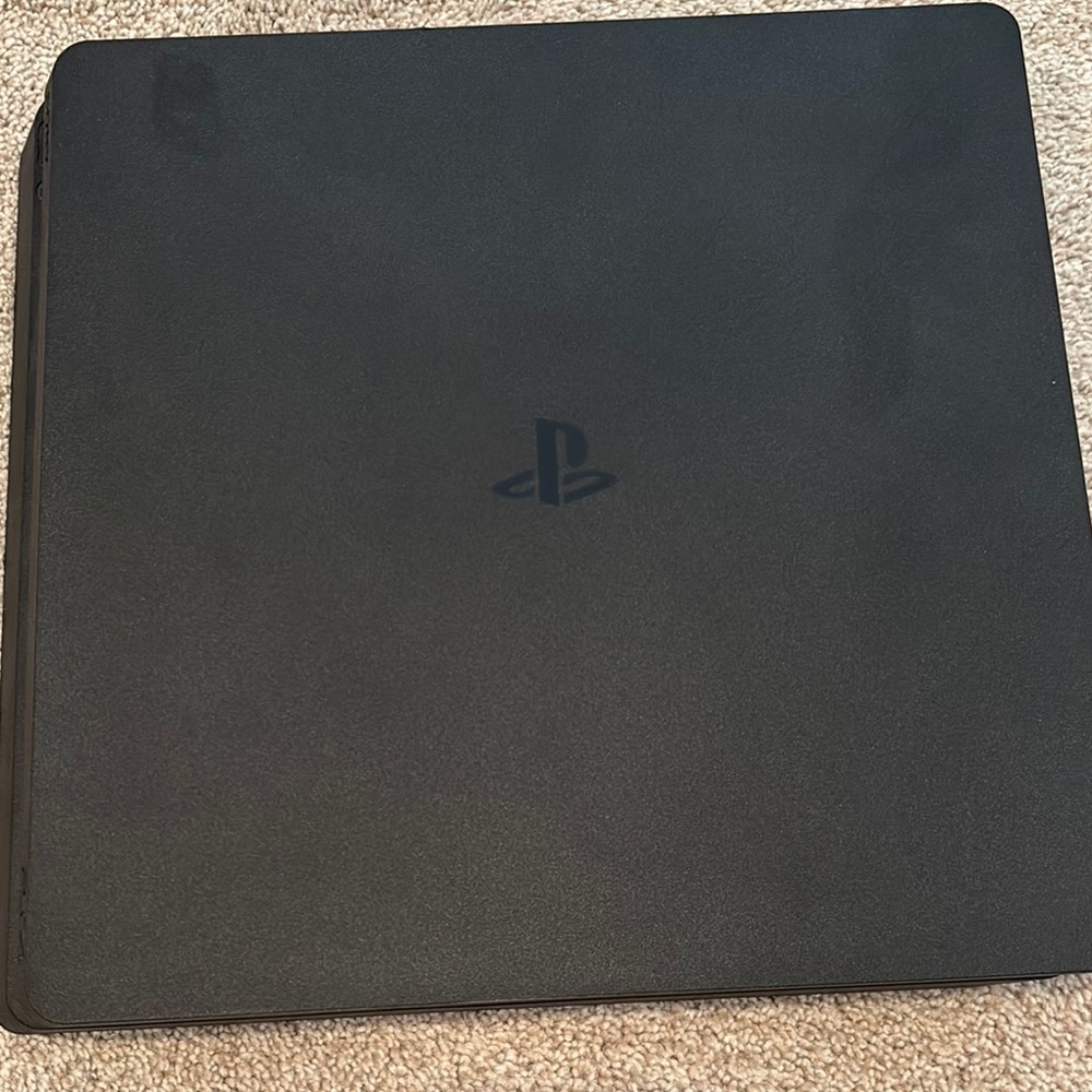 Sony PlayStation 4 Slim Console - Black